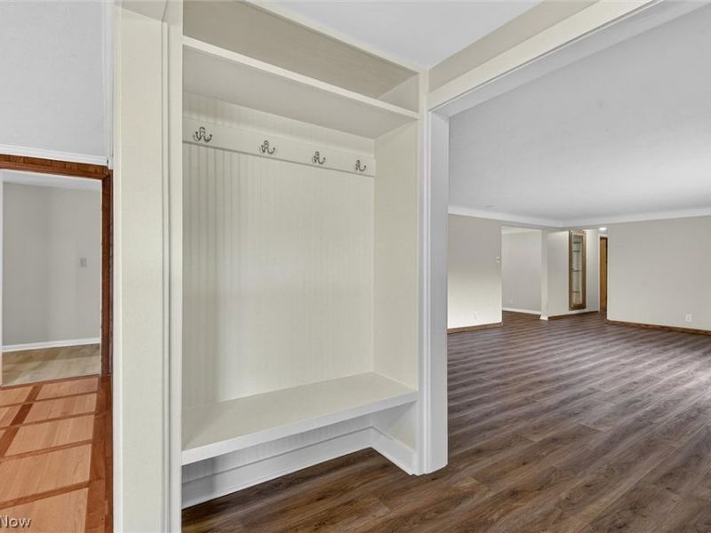 7415 Bronson Road, Olmsted Township, OH 44138 Photo 6