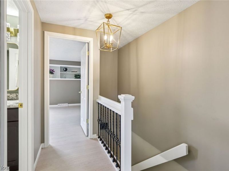 15290 Pine Hill Trail, Middleburg Heights, OH 44130 Photo 19