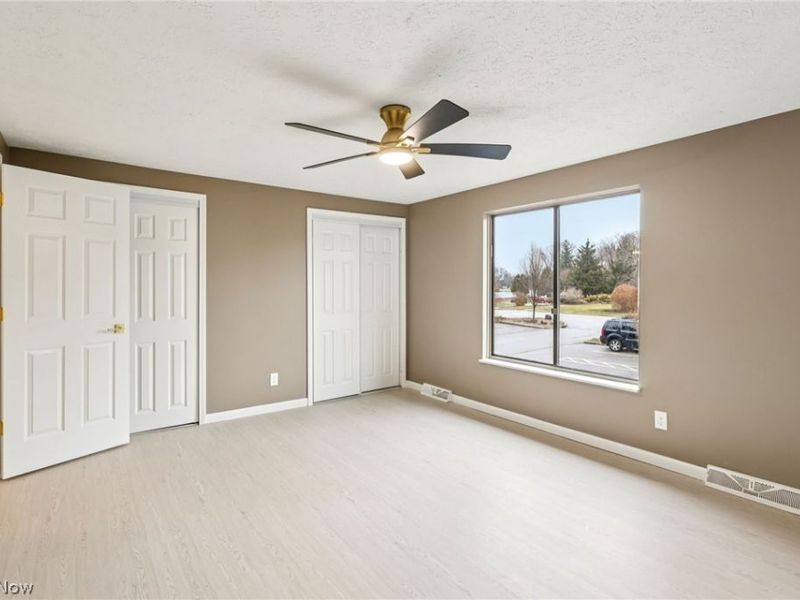 15290 Pine Hill Trail, Middleburg Heights, OH 44130 Photo 25