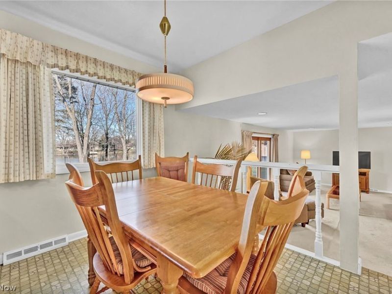 7217 Lakeview Drive, Parma, OH 44129 Photo 14