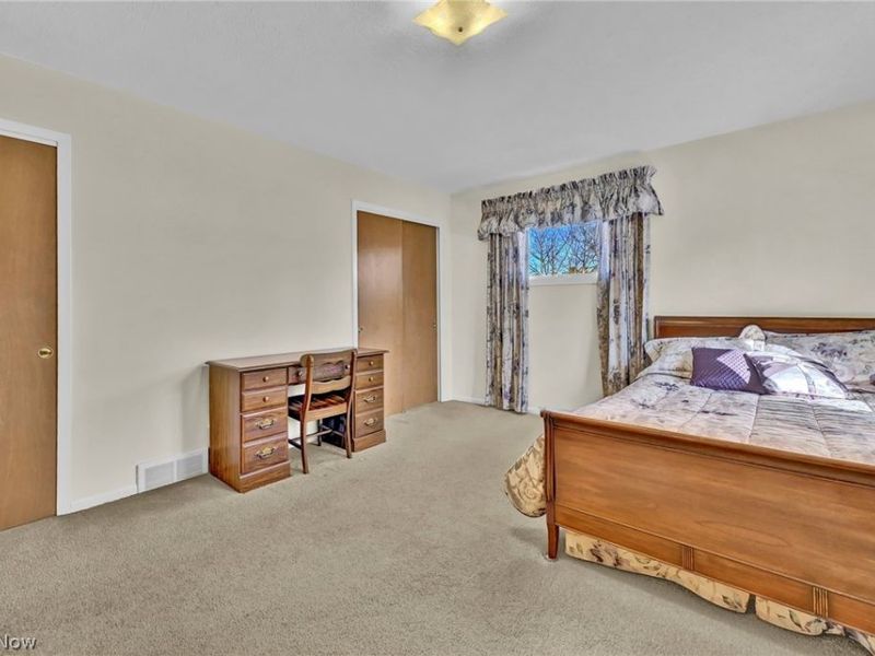 7217 Lakeview Drive, Parma, OH 44129 Photo 28