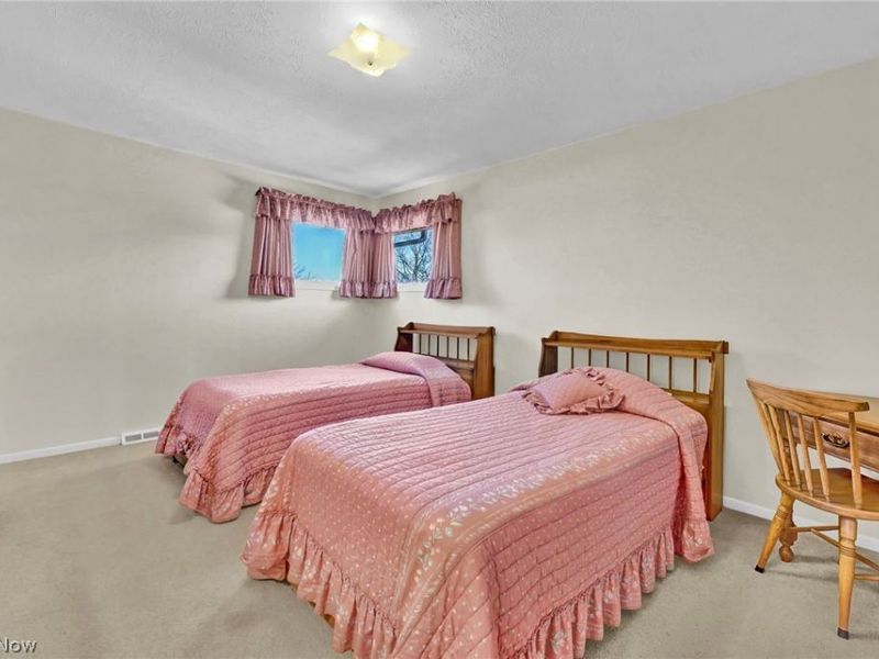 7217 Lakeview Drive, Parma, OH 44129 Photo 35