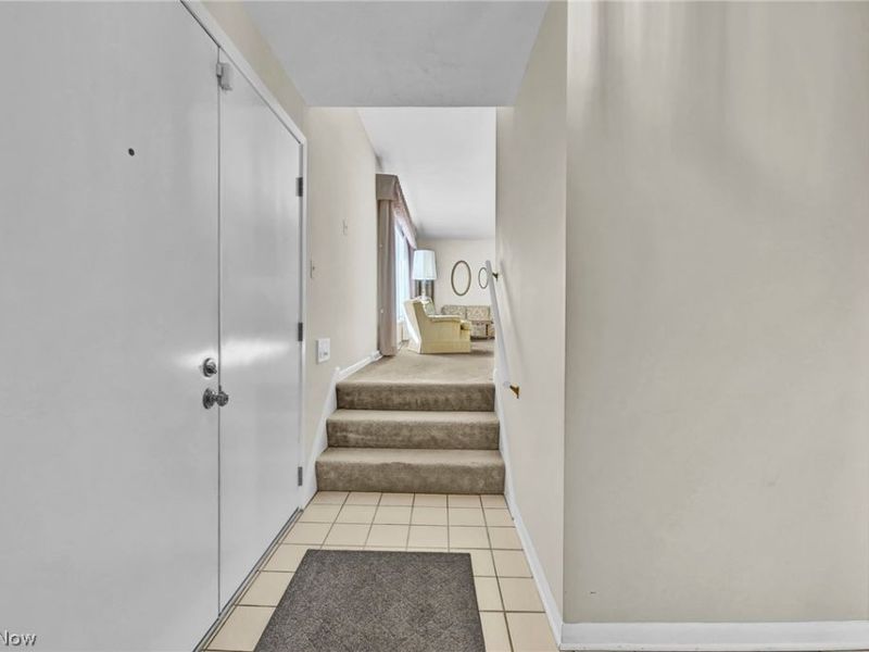 7217 Lakeview Drive, Parma, OH 44129 Photo 4