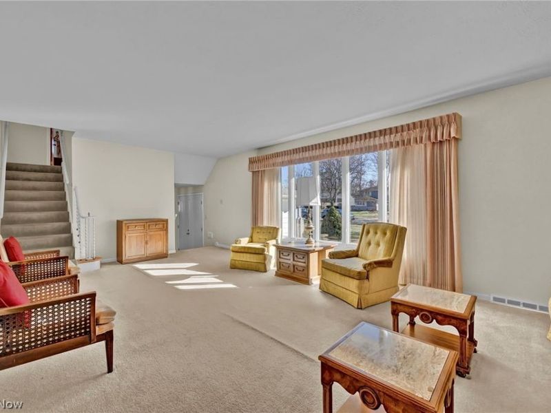 7217 Lakeview Drive, Parma, OH 44129 Photo 7