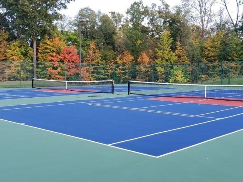 18319 River Valley Boulevard, North Royalton, OH 44134 Photo 38