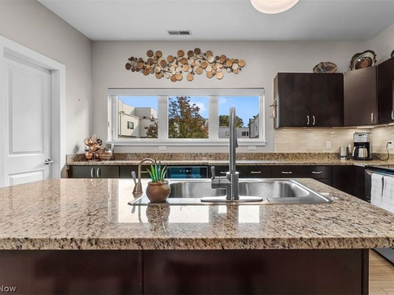 7311 Father Frascati Avenue , Cleveland, OH 44102 Photo 16