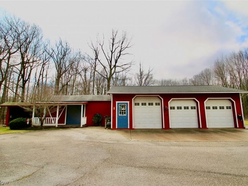 37082 Beech Hills Drive, Willoughby Hills, OH 44094 Photo 3