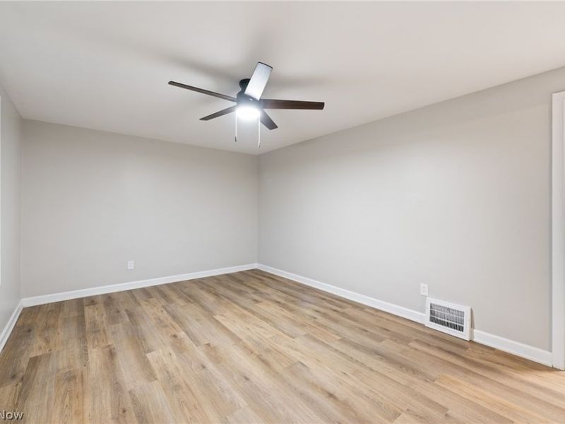 1633 25th Street NW, Canton, OH 44709 Photo 6