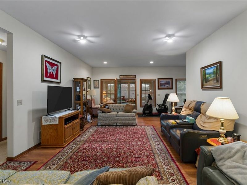 815 Cartier Drive , Canal Fulton, OH 44614 Photo 5