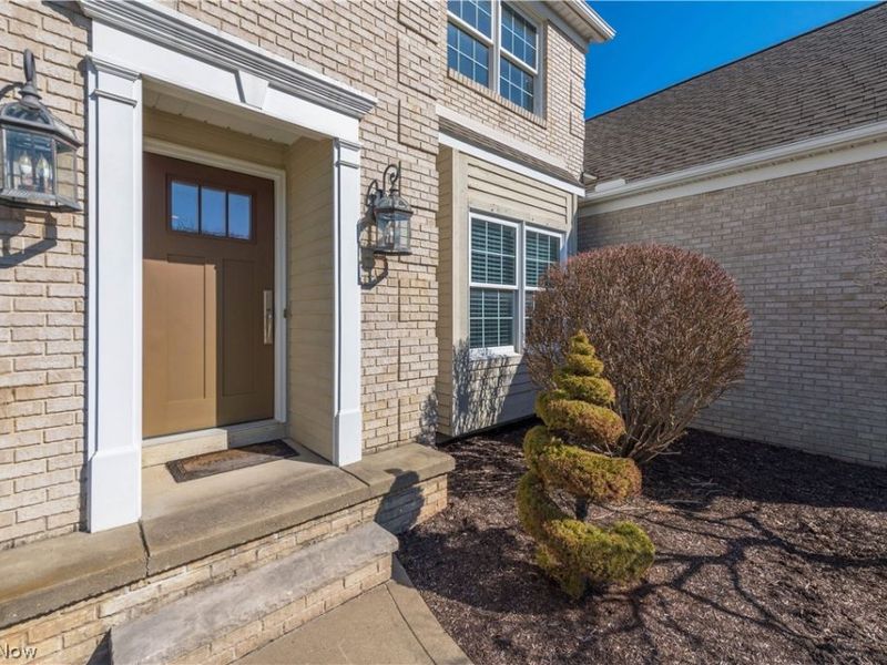 5220 Waterbridge Drive, North Royalton, OH 44133 Photo 3