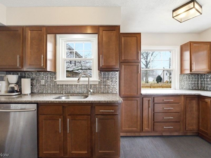 176 Belmar Boulevard, Avon Lake, OH 44012 Photo 7