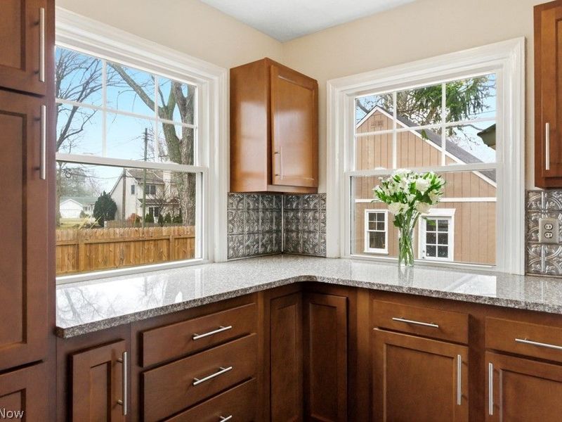 176 Belmar Boulevard, Avon Lake, OH 44012 Photo 9