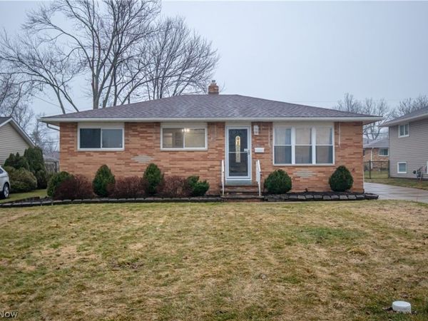 24570 Staghorn Drive , Bedford, OH 44146