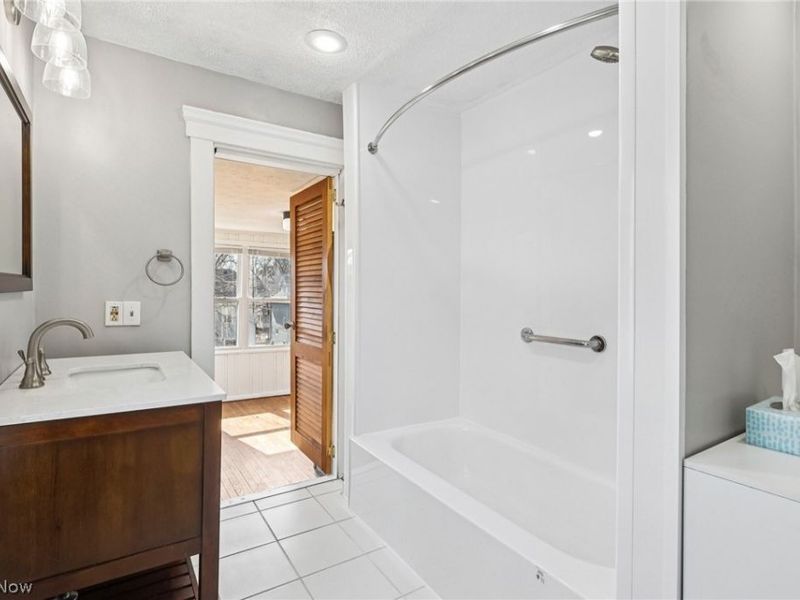 952 Jefferson Avenue, Akron, OH 44302 Photo 16