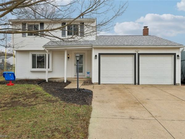 4517 Gardenia Drive , North Canton, OH 44720
