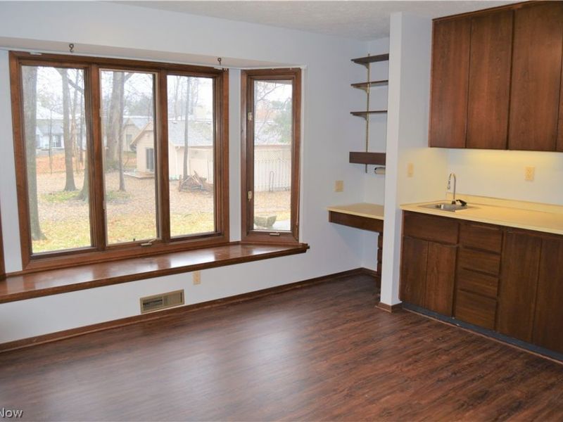 9790 Pebble Brook Lane, Strongsville, OH 44149 Photo 4