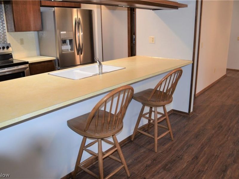 9790 Pebble Brook Lane, Strongsville, OH 44149 Photo 6