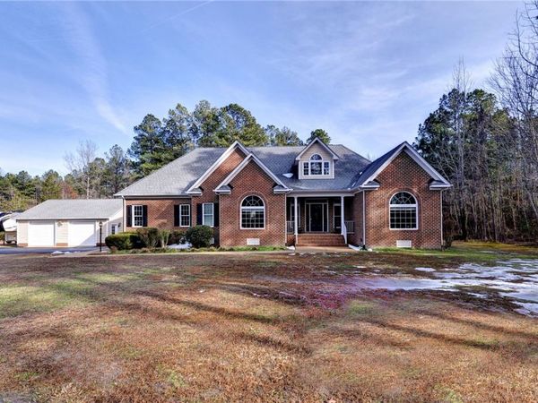 4962 Dorrell Road , Aylett, VA 23009