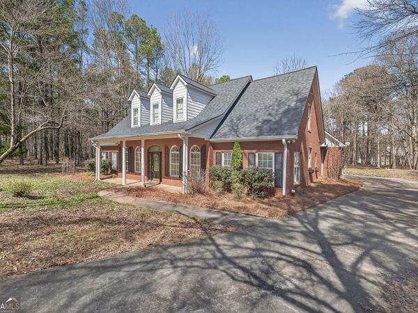 346 Carnation Drive, Social Circle, GA 30025