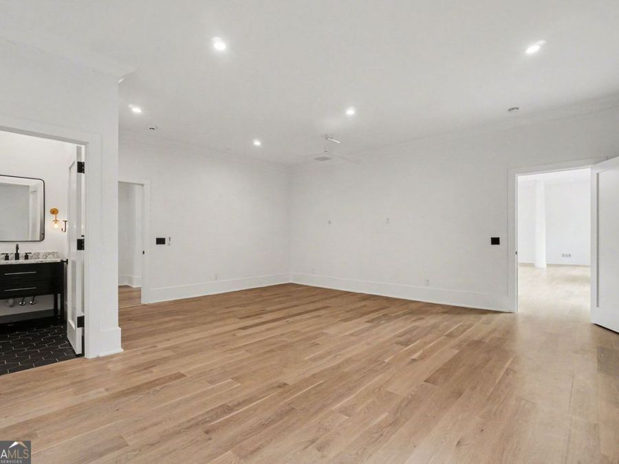 Property Image 78