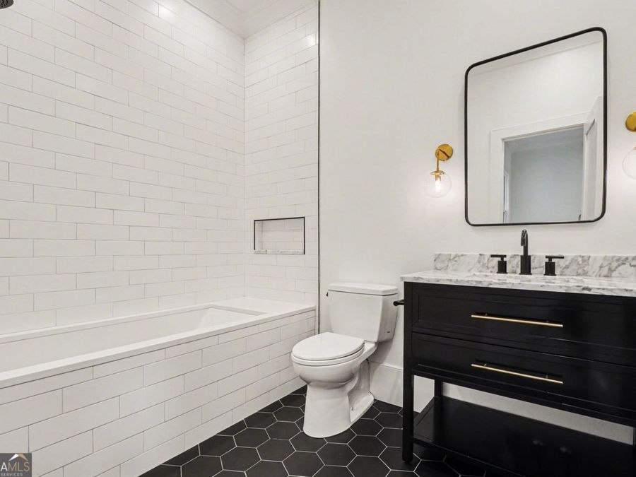 Property Image 80