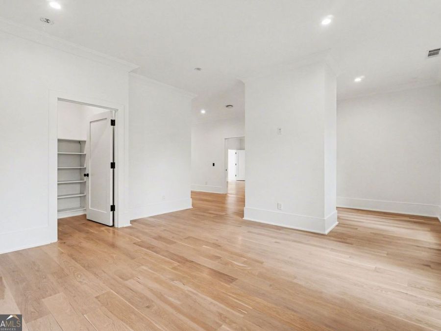 Property Image 81