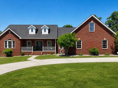 207 Remington Drive, Russell Springs, KY 42642