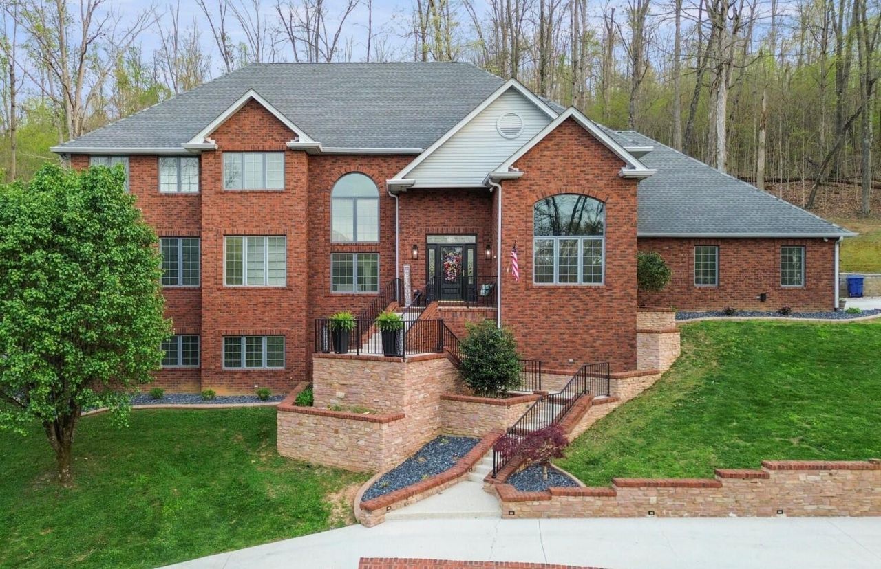 1357 Heather Hills Drive, Somerset, KY 42503