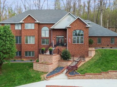 1357 Heather Hills Drive, Somerset, KY 42503