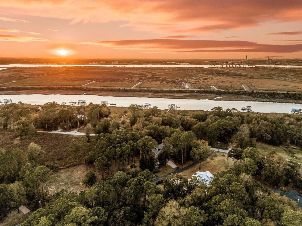 1145 Pinefield Drive Photo 5