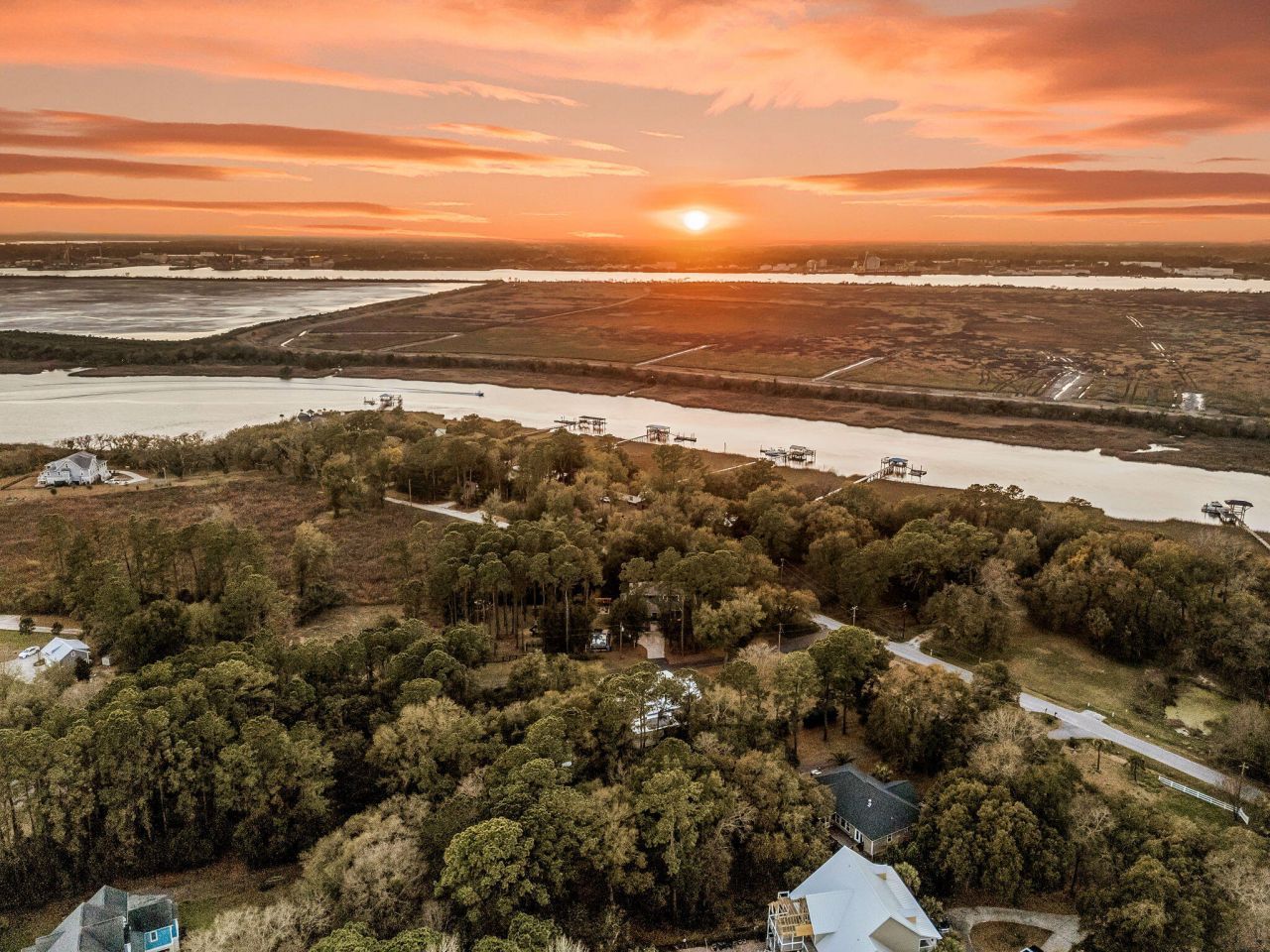 1145 Pinefield Drive Photo 6