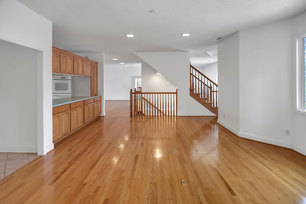 2030 W Lake Shore Drive Photo 16