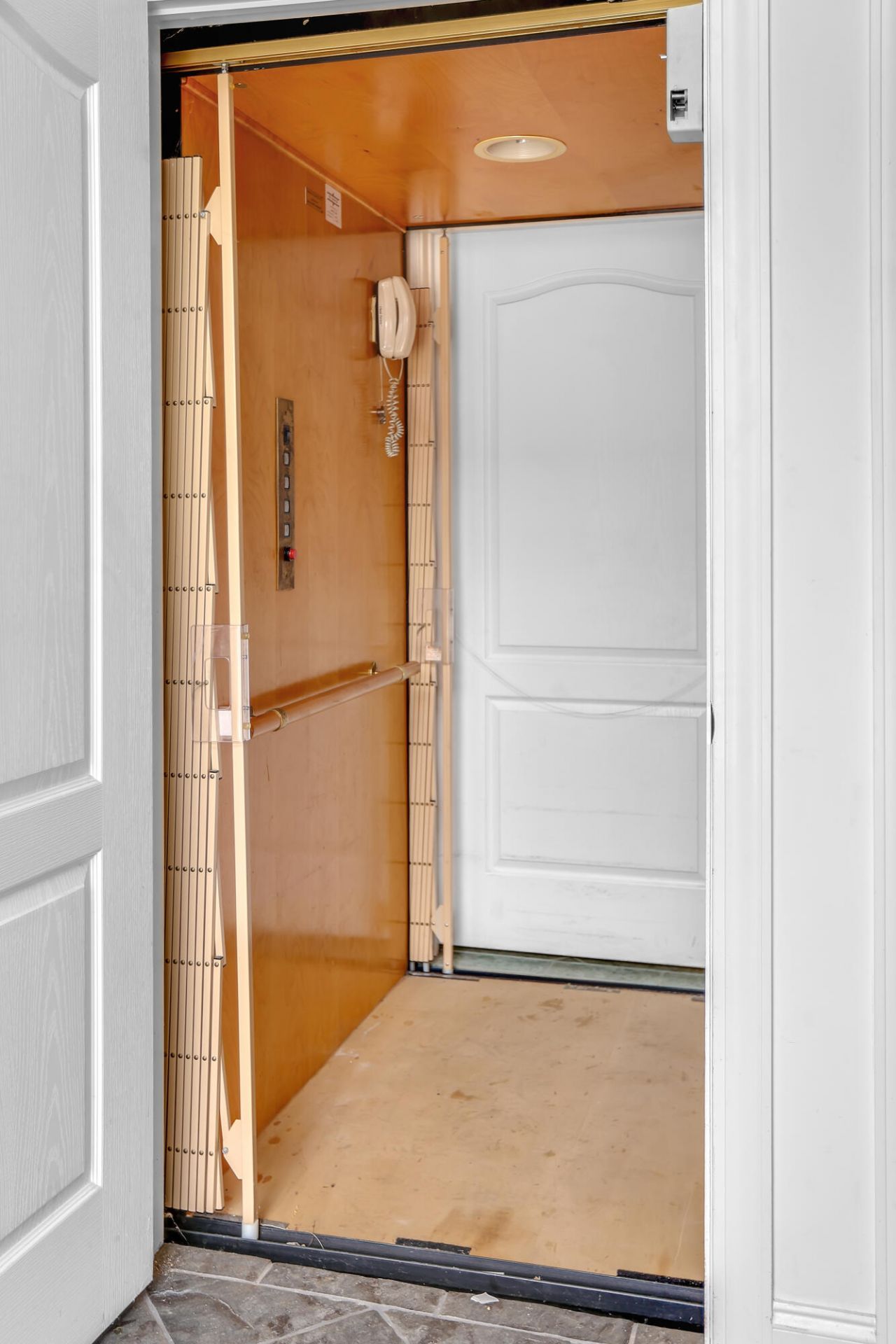 2030 W Lake Shore Drive Photo 56