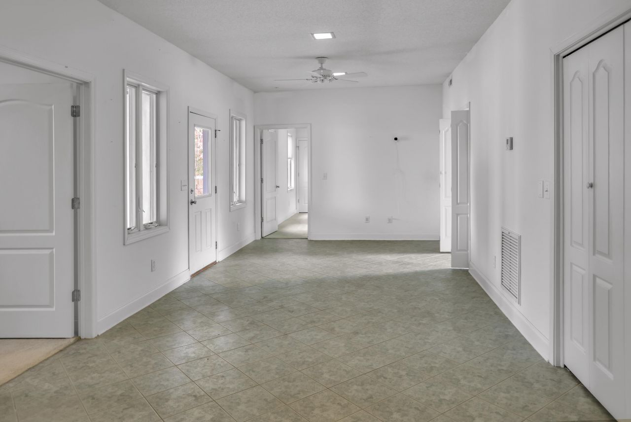 2030 W Lake Shore Drive Photo 57