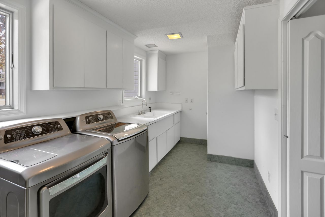 2030 W Lake Shore Drive Photo 59