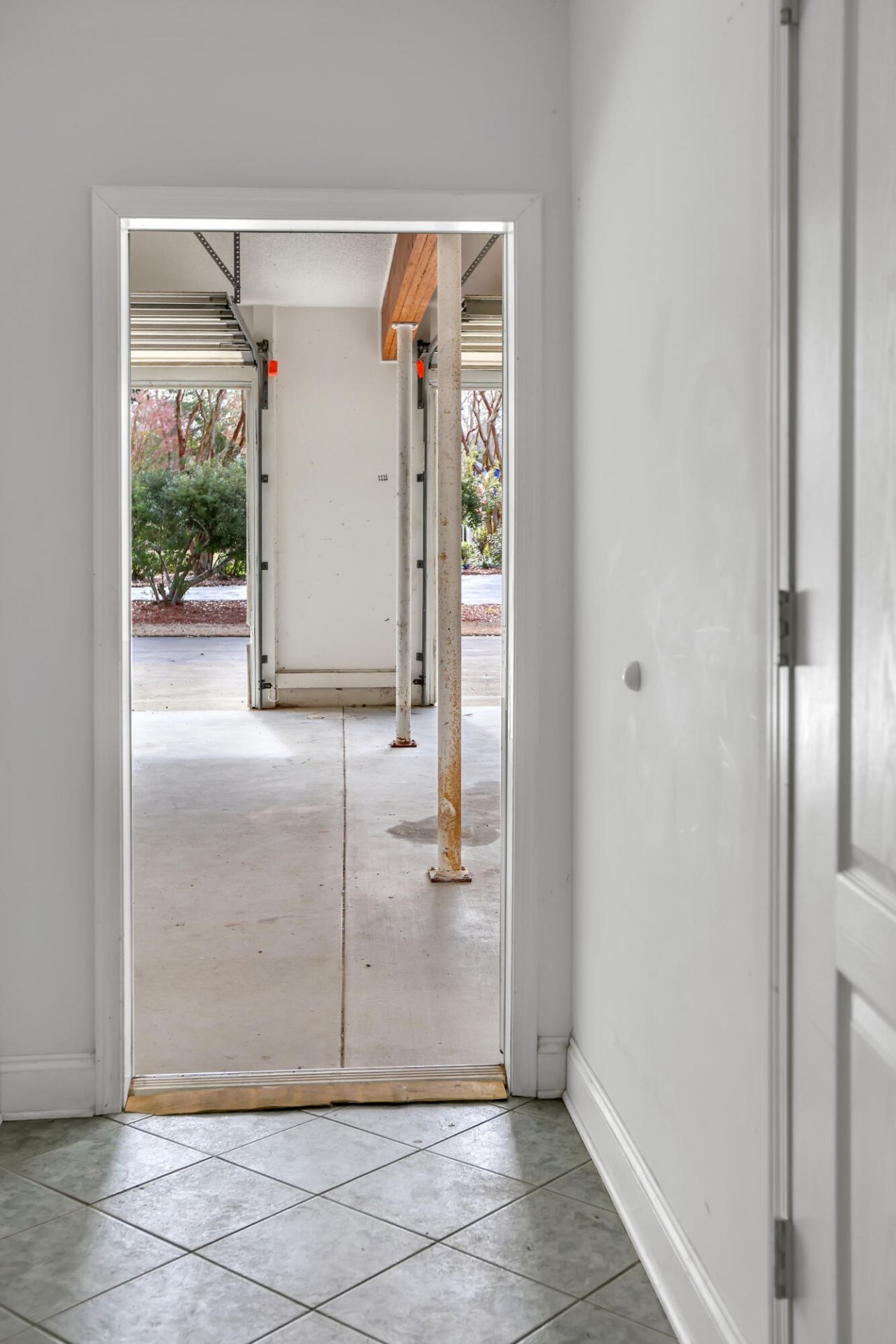 2030 W Lake Shore Drive Photo 65