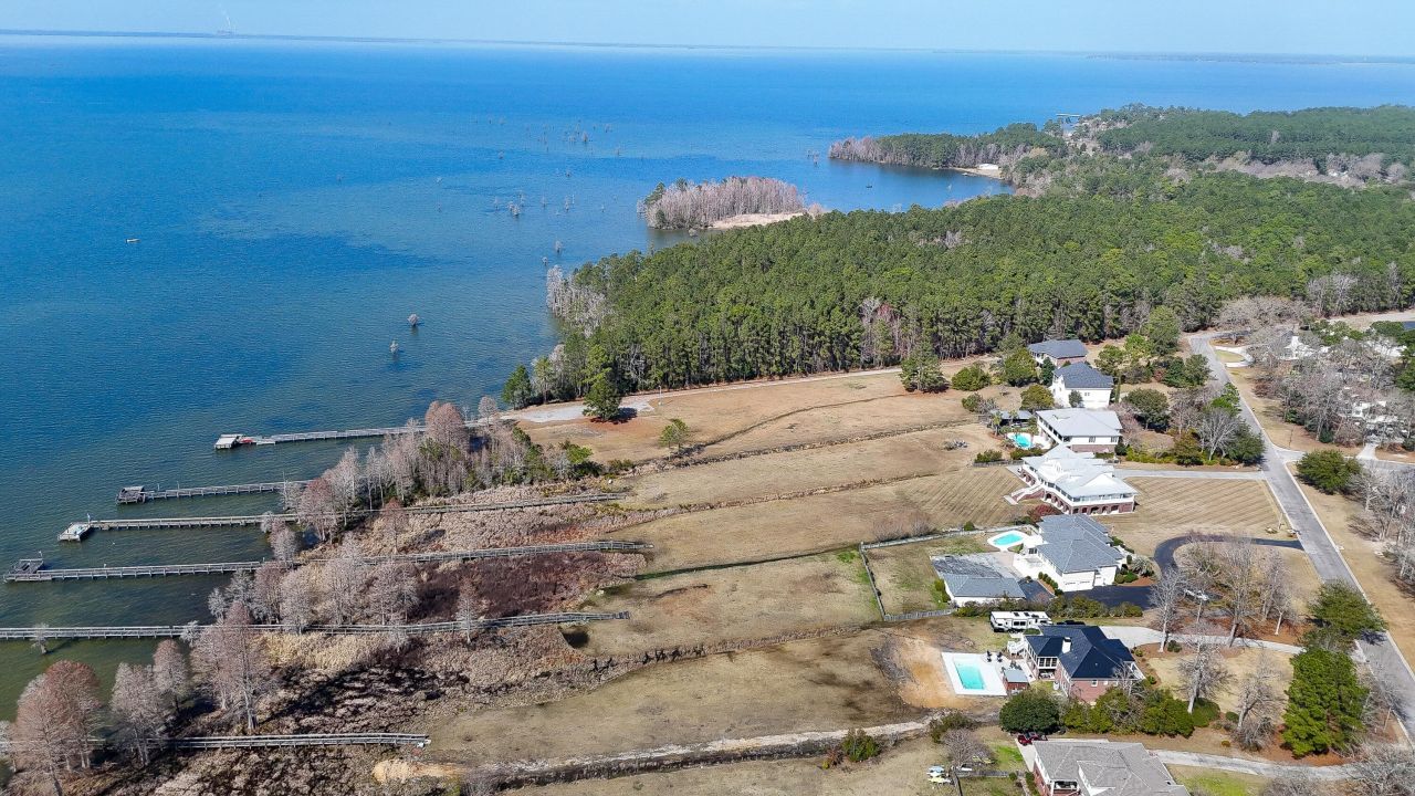 2030 W Lake Shore Drive Photo 83