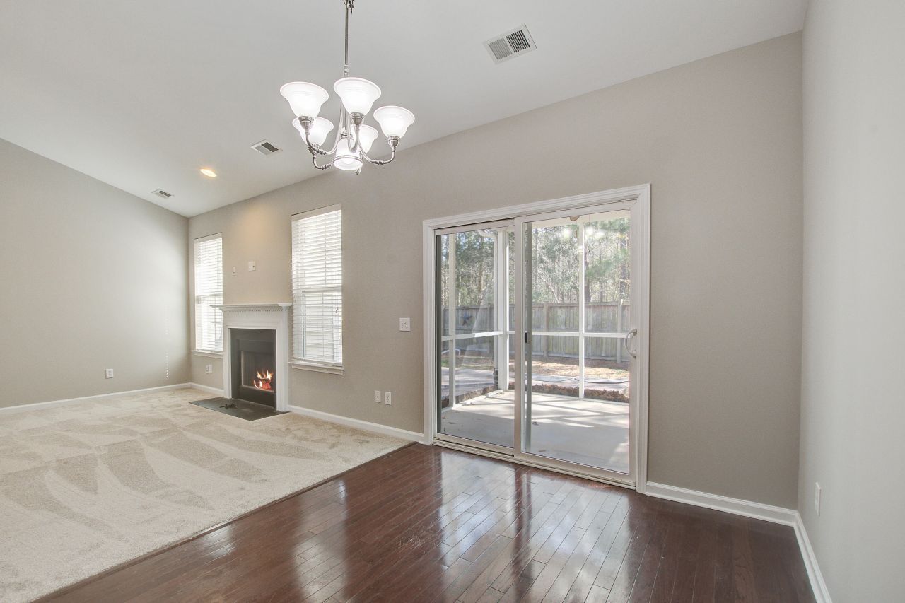 204 Palmetto Village Circle Photo 14