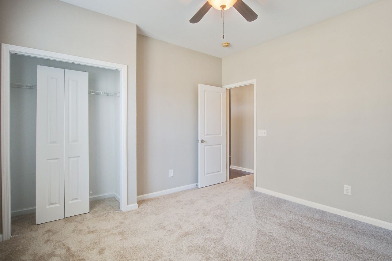 204 Palmetto Village Circle Photo 26