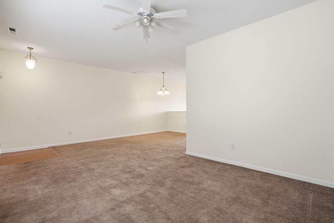 133 Lake Jogassee Drive Photo 5