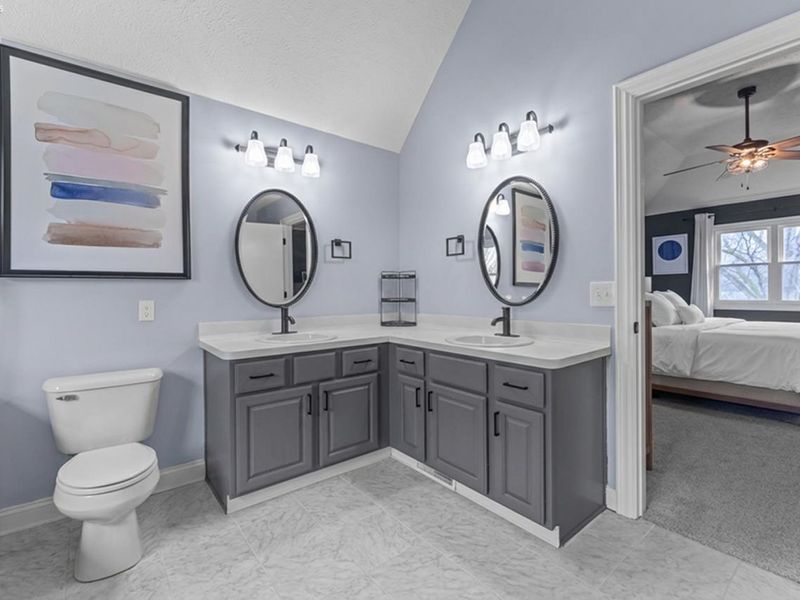 107 Keswick Court, Amherst, OH 44001 Photo 12