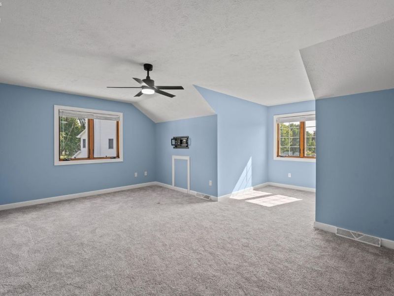 107 Keswick Court, Amherst, OH 44001 Photo 21