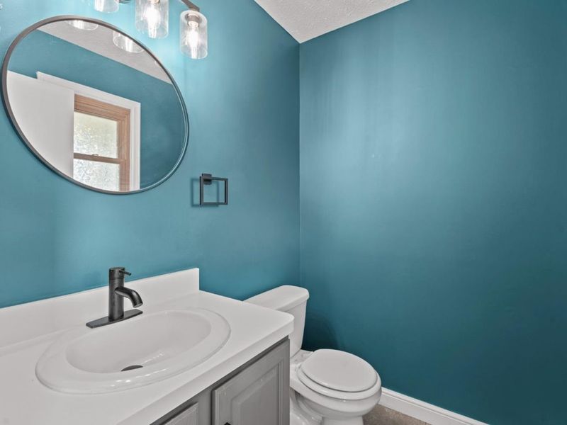 107 Keswick Court, Amherst, OH 44001 Photo 24