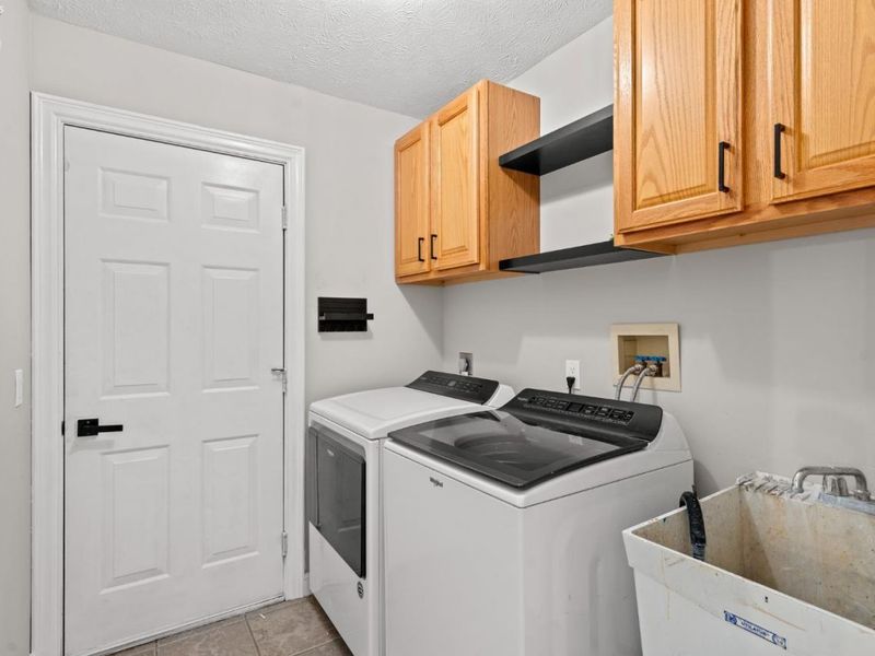 107 Keswick Court, Amherst, OH 44001 Photo 25