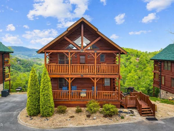 2815 White Oak Ridge Lane, Sevierville, TN 37862