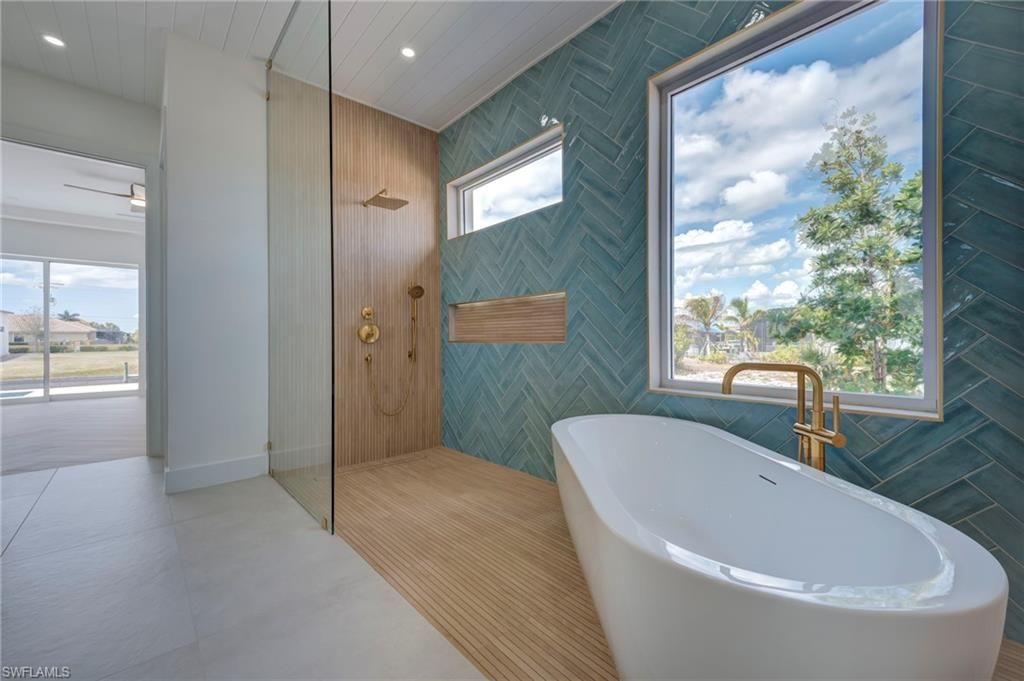 816 NW 39th Ave, Cape Coral, FL 33993 Photo