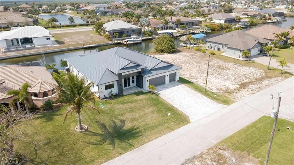 816 NW 39th Ave , Cape Coral, FL 33993 Photo