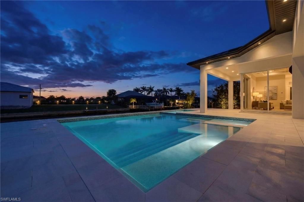 816 NW 39th Ave , Cape Coral, FL 33993 Photo