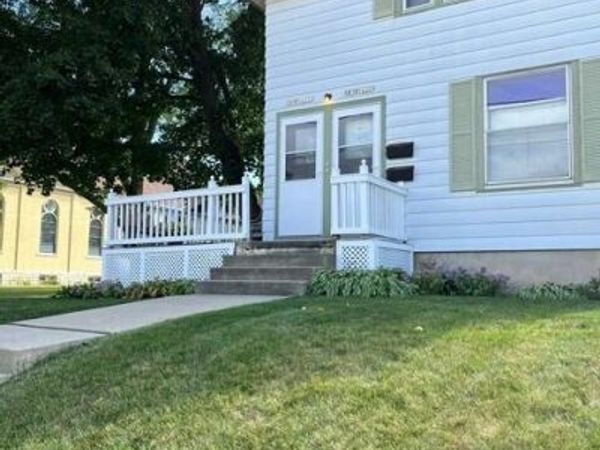 N89W16329 Cleveland AVENUE, Menomonee Falls, WI 53051