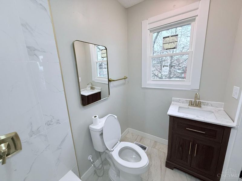 1136 Gilsey Avenue, Cincinnati, OH 45205 Photo 3